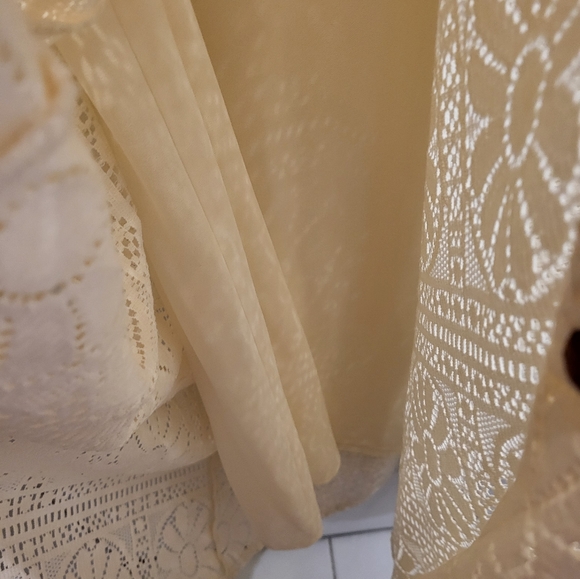 Motel Maxi crochet dress size small - Picture 5 of 5